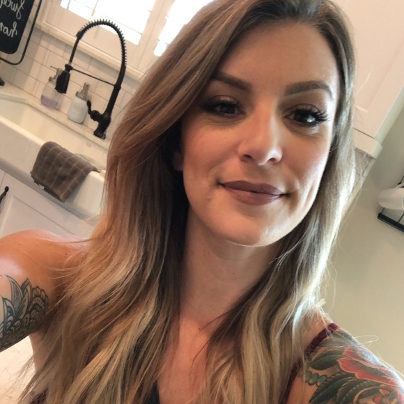 Meet your Posher, Brianna - Picture 1 of 1